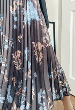 將圖片載入圖庫檢視器 CFC0105881003 Skirt ( Italy)
