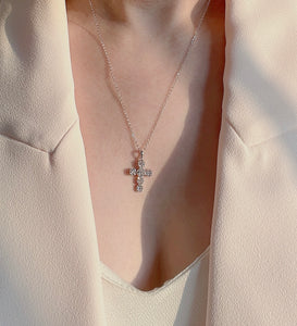 Cross Diamond Necklace DA10130