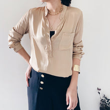 將圖片載入圖庫檢視器 C239Q015意大利香檳金上衣
