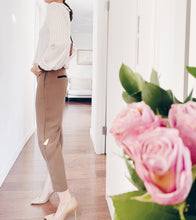 將圖片載入圖庫檢視器 MLSF22835. Pants (Italy)
