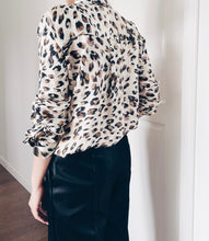 將圖片載入圖庫檢視器 CBZGOLU. Top
