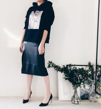 將圖片載入圖庫檢視器 FB82ABW.  Top
