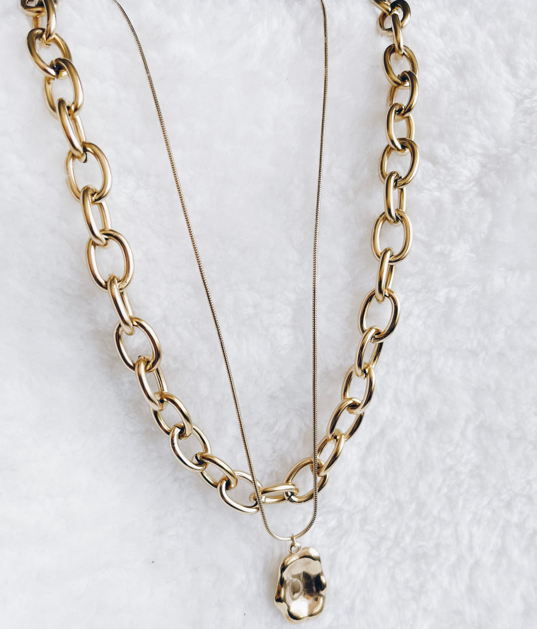 ACG011   2ways necklace in gold