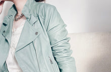 將圖片載入圖庫檢視器 V3025409Jacket
