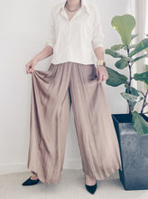 將圖片載入圖庫檢視器 LB21093. Pants
