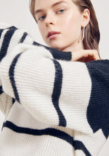 將圖片載入圖庫檢視器 H21M01182.  Top. (Italy) 黑白橫間冷衫
