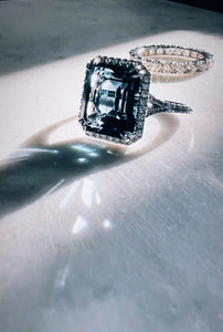 DA10152  London Blue Topaz Diamond Ring