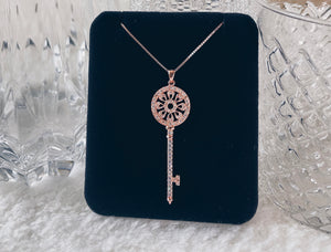 Rose gold Classic key P10006