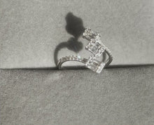 將影片載入圖庫檢視器並播放，Three Emerald Ring 3050110A001（現貨 ）
